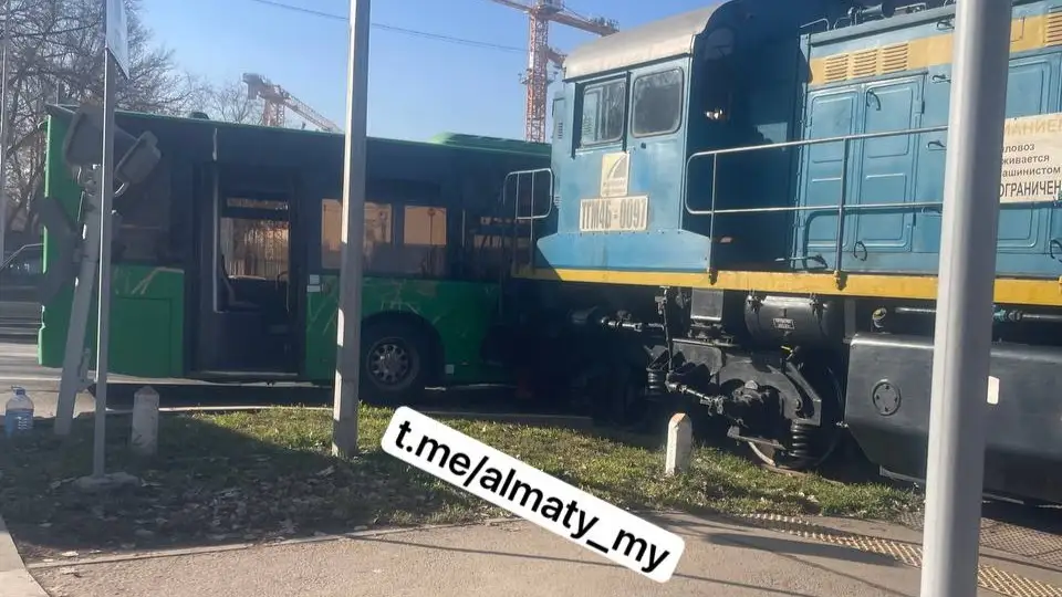 الماتىدا اۆتوبۋس پەن تەپلوۆوز سوقتىعىستى