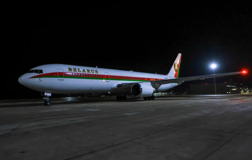 الەكساندر لۋكاشەنكو ۇقشۇ سامميتىنە قاتىسۋ ءۇشىن استاناعا كەلدى