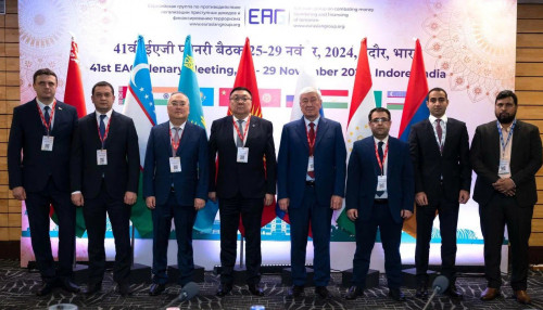 قازاقستان دەلەگاتسياسى ۇندىستانداعى قارجىلىق بارلاۋ  بولىمشەلەرى باسشىلارى كەڭەسىنىڭ وتىرىسىنا قاتىستى