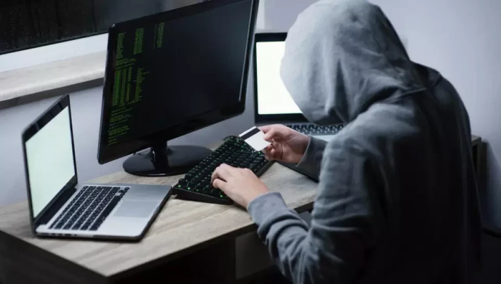 بانكتەردى ەتسق بەرۋ قۇقىعىنان ايىرۋ قاجەت - دەپۋتات