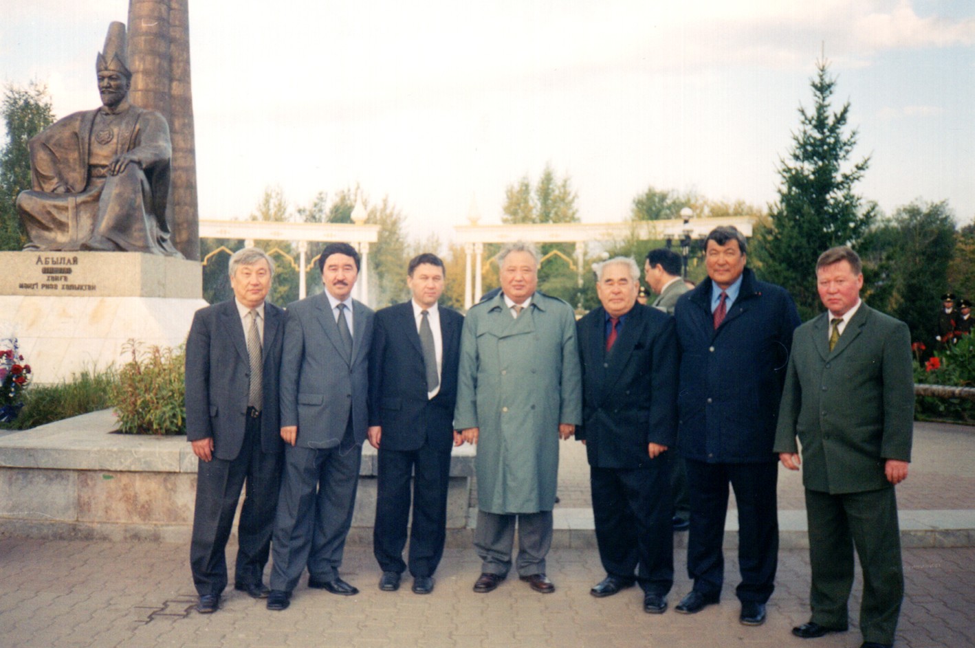 تاۋ تۇلعا اسقاقتاي بەرەدى