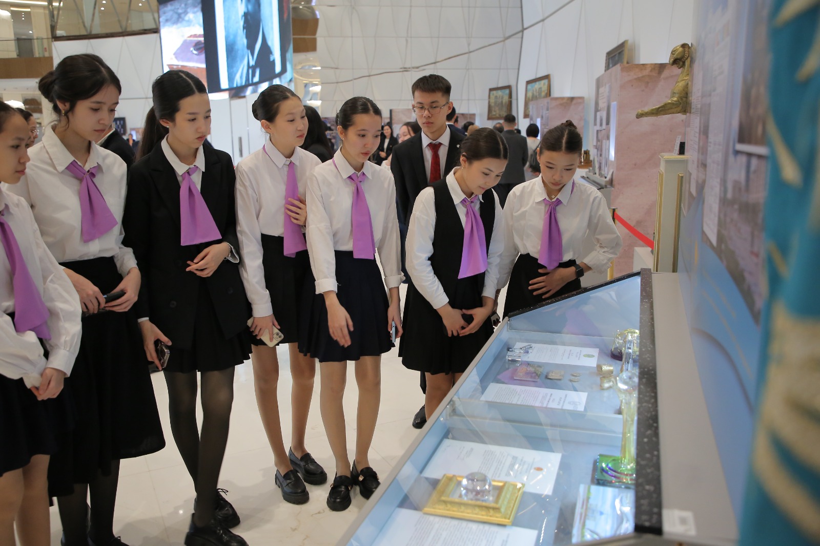 تاريحي تۇلعالاردىڭ كۇرەسكەرلىك شەجىرەسى