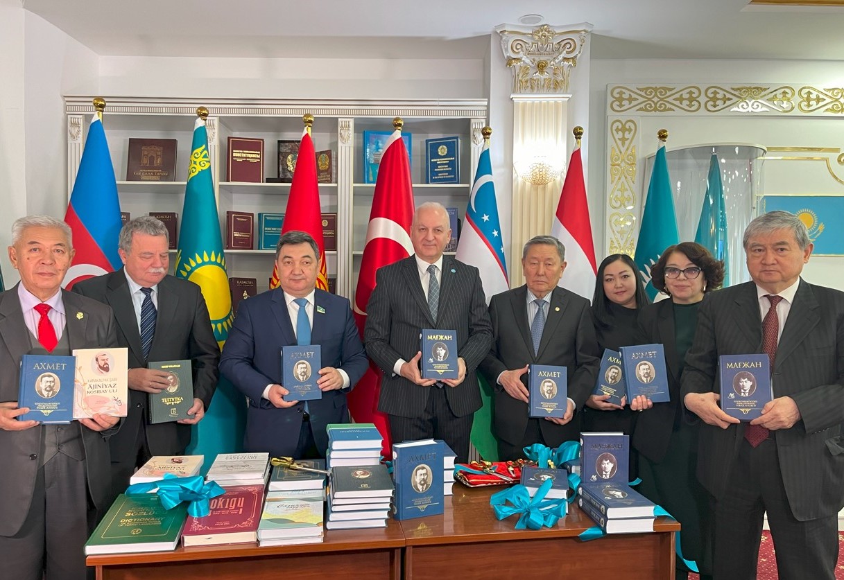 الاش ارىستارىنىڭ اكادەميالىق مۇراسى