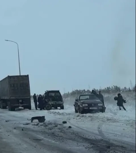 قاراعاندىدا ەكى كولىك سوقتىعىستى