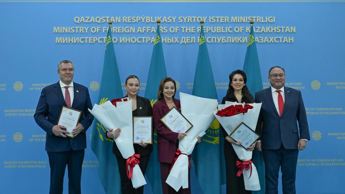 ديماش قۇدايبەرگەن باستاعان بىرنەشە ادامعا «ىزگى نيەت ەلشىسى» مارتەبەسى بەرىلدى