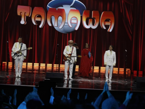 «تاماشا» تەاترىنا - 45 جىل: رەسپۋبليكا سارايىندا مەرەيتويلىق كونتسەرت ءوتتى