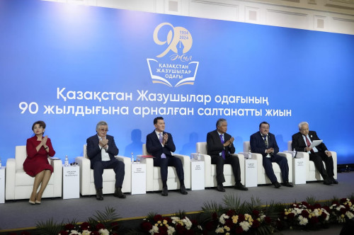 جازۋشىلار وداعىنىڭ 90 جىلدىعىنا وراي سالتاناتتى جيىن ءوتتى