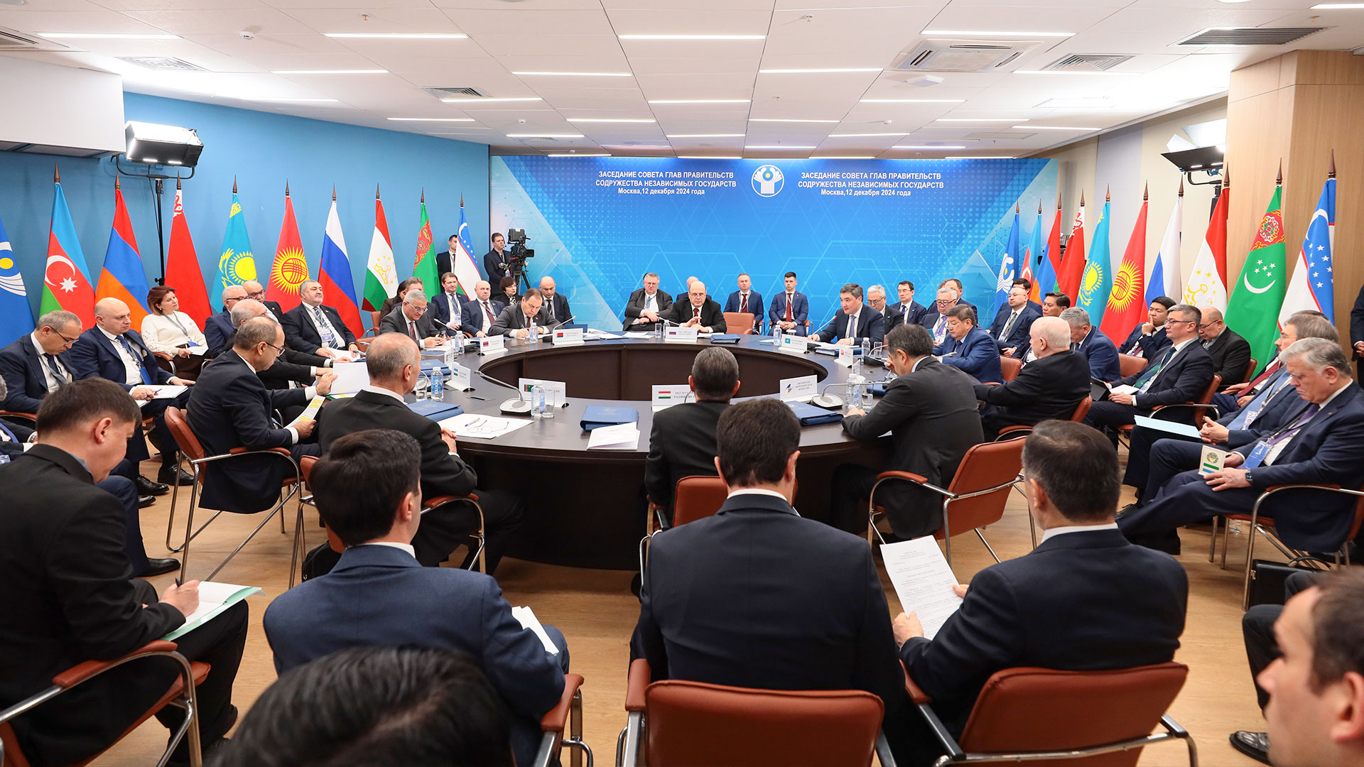 تمد-داعى ءوزارا سەنىم مەن ىنتىماقتاستىق