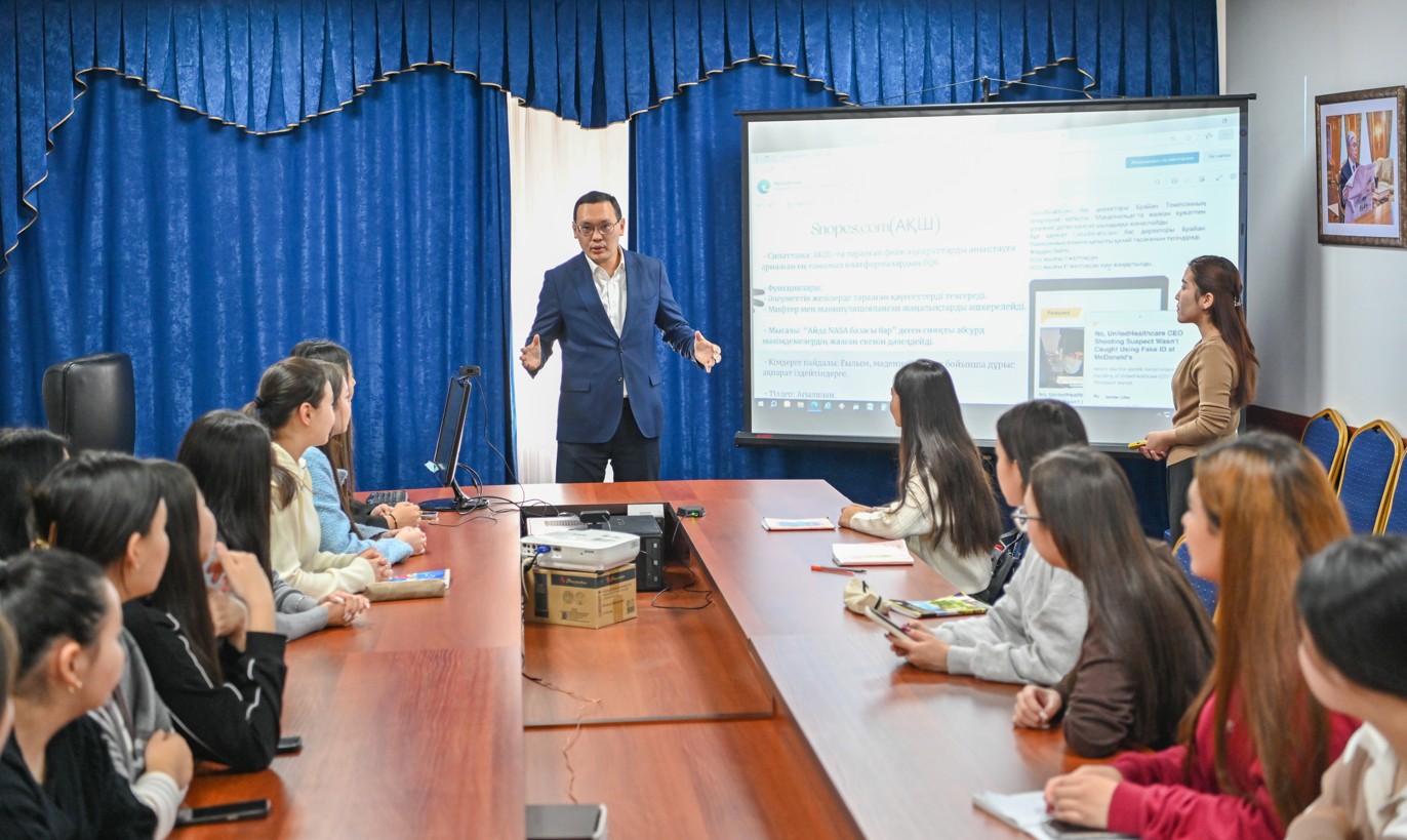 رەداكتسيادا وقىپ ءجۇر...