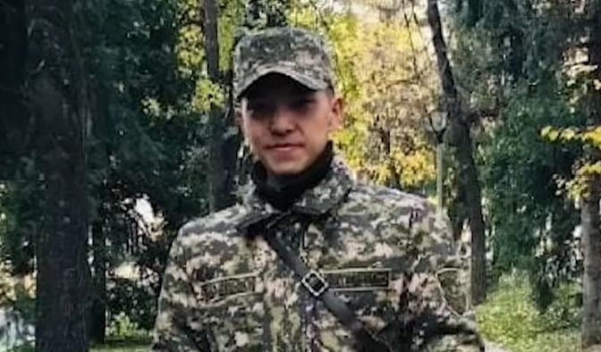 سەمەيدە 22 جاستاعى جىگىتتى ازاپتاپ ولتىرگەن كۇدىكتى 12 جىلعا سوتتالدى