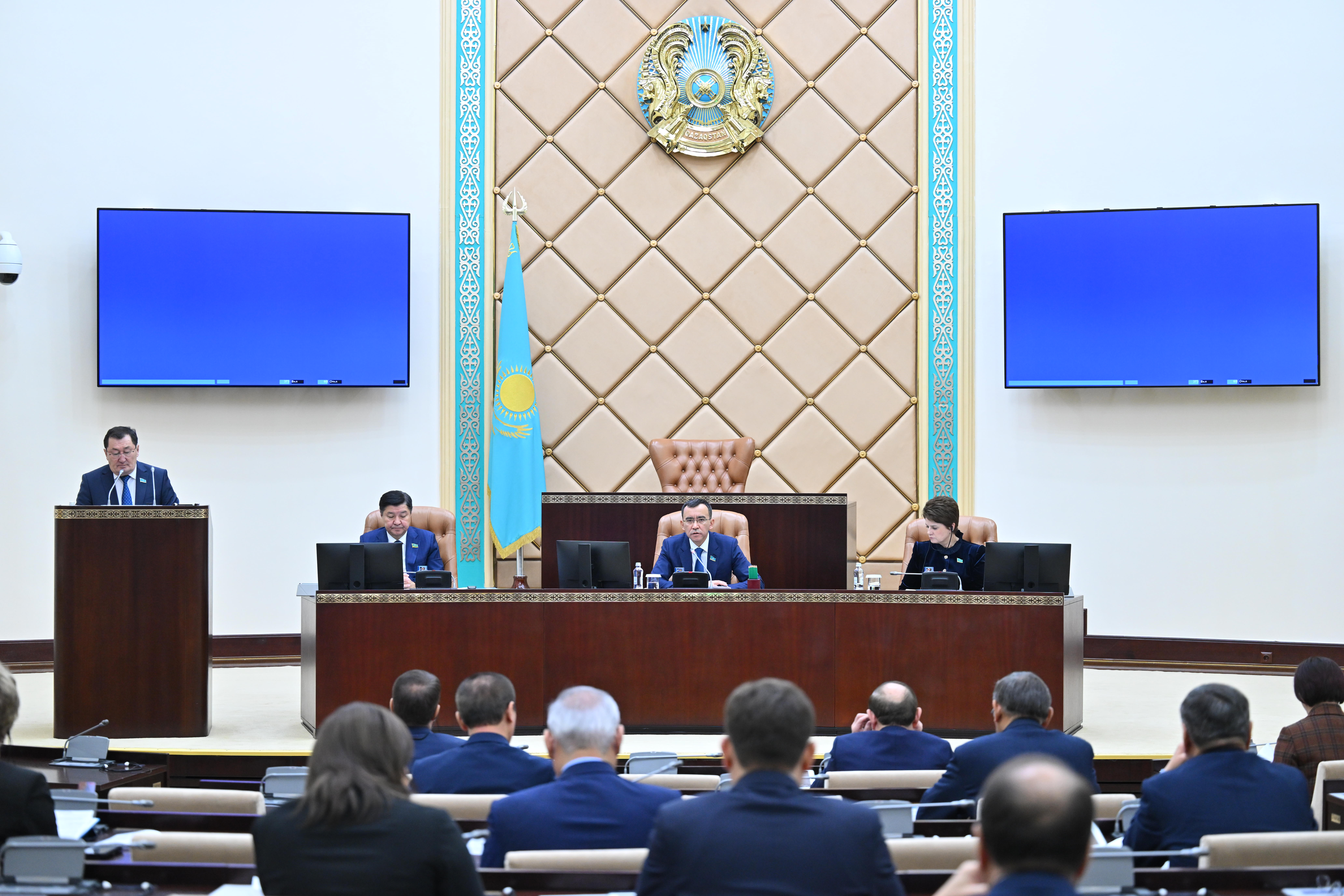 ديپلوماتتاردىڭ ەڭبەك جانە الەۋمەتتىك قۇقىقتارى قورعالادى