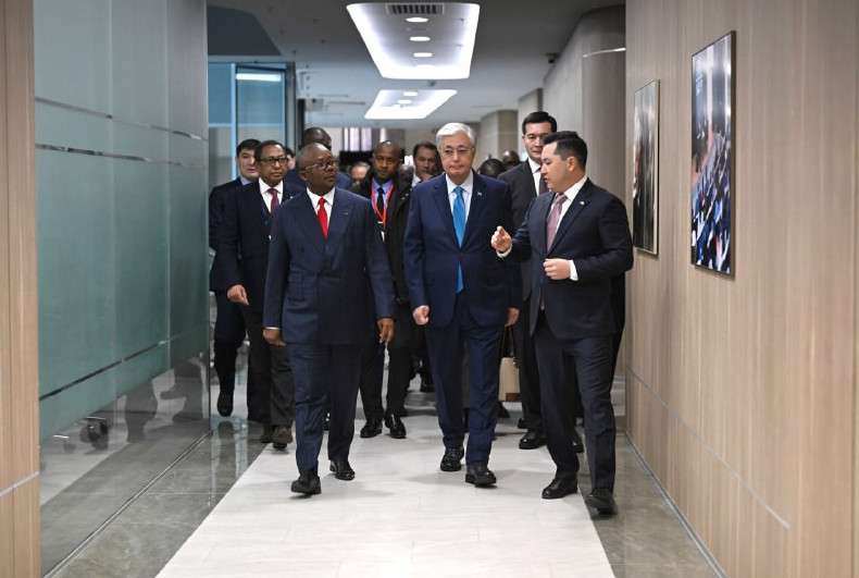 قازاقستان مەن گۆينەيا-بيساۋ پرەزيدەنتتەرى احقو - عا باردى