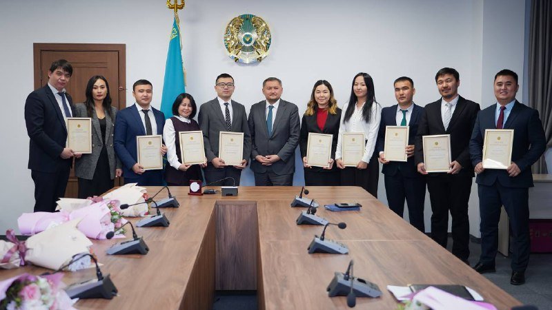 جاس ىزدەنۋشىلەرگە جاسالعان قامقورلىق