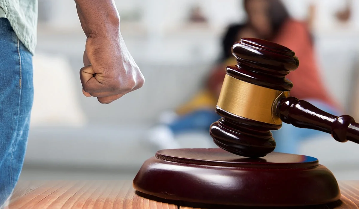 بالالار قۋانىپ, ايەلدەر قورعالعان جىل