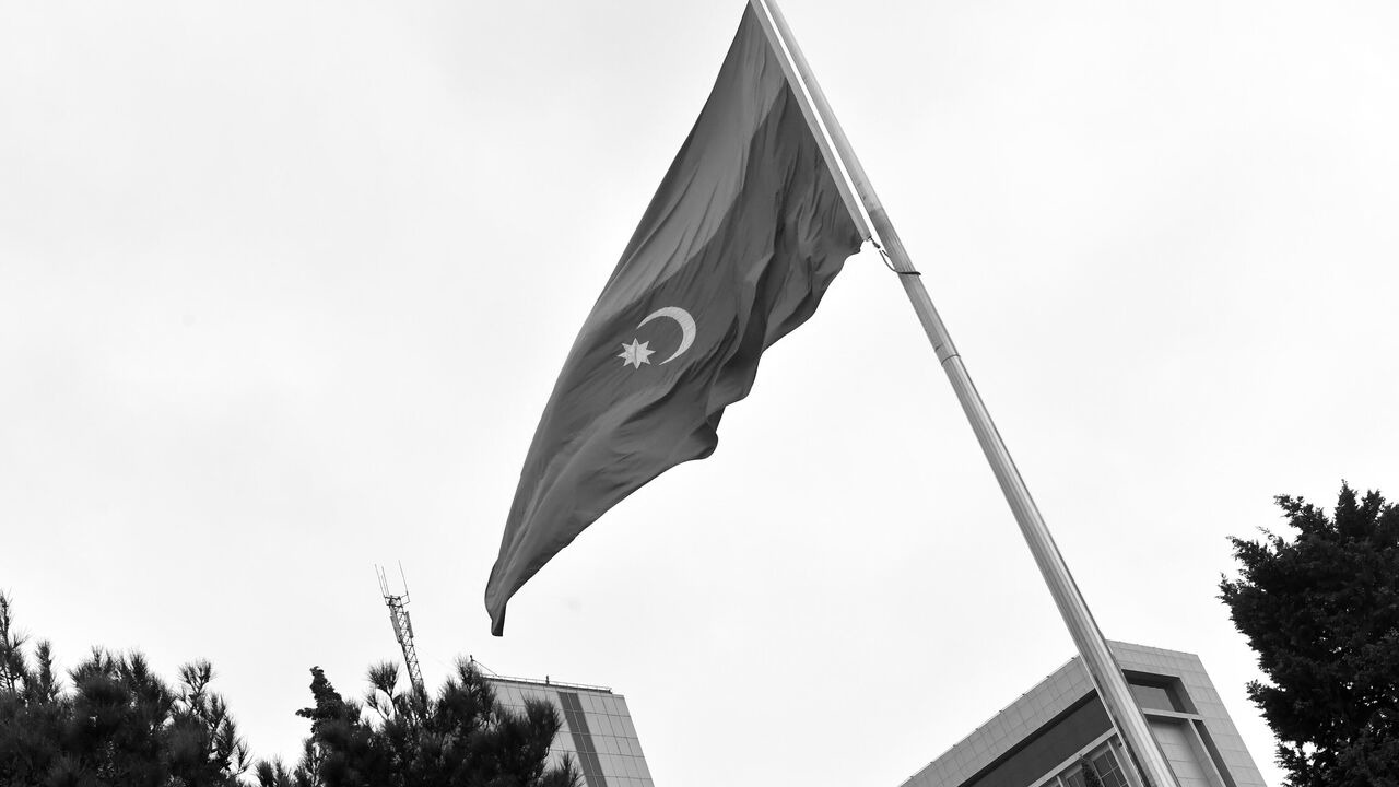 ازەربايجاندا ازا تۇتۋ كۇنى جاريالاندى