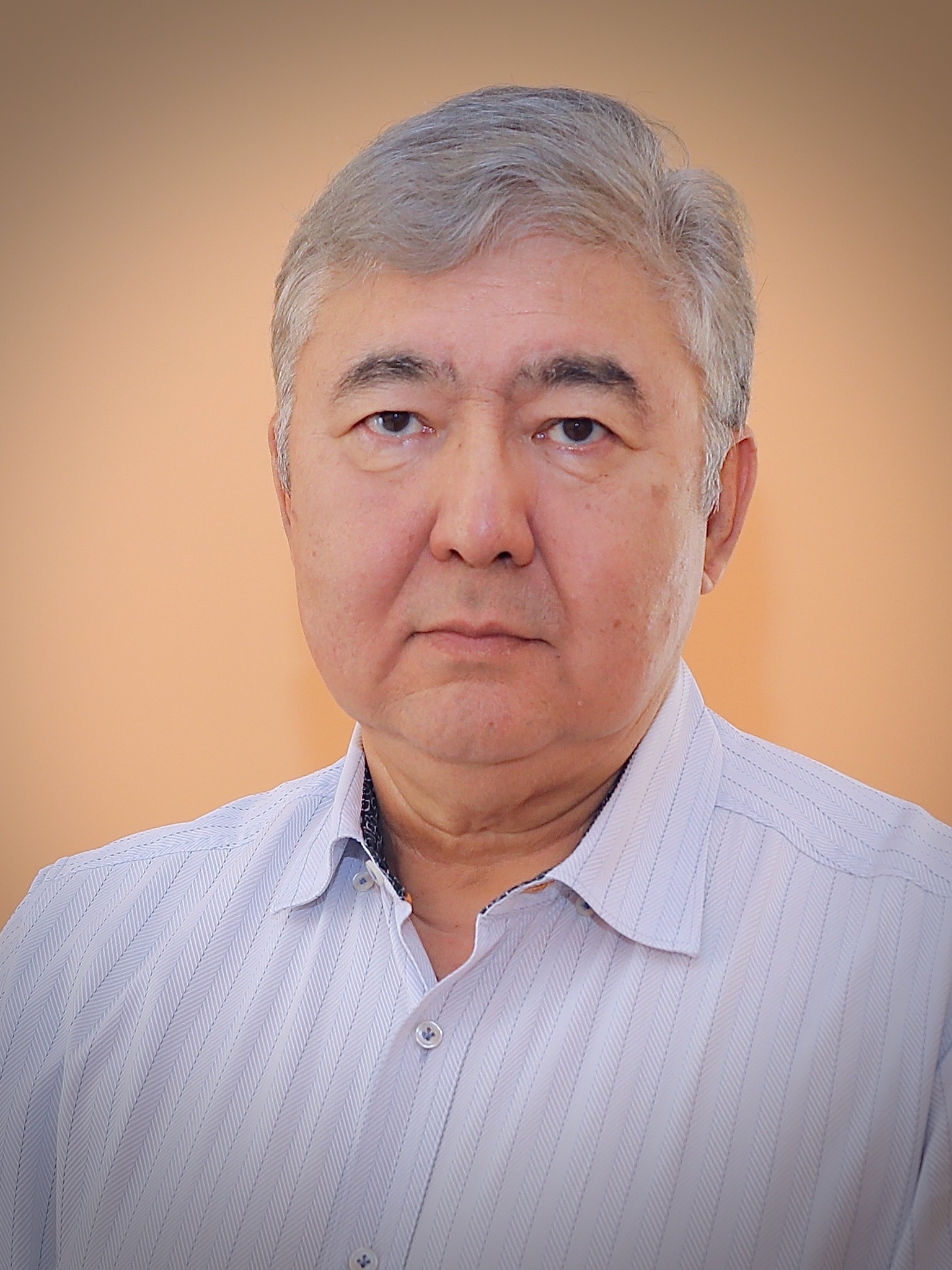 الماس چۋكين, قارجىگەر: بيۋدجەت داعدارىسىنىڭ سەبەبى تىم تەرەڭدە