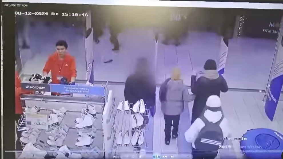 استانادا دۇكەننەن كۇرتە ۇرلاعان جىگىت ۆيدەوعا ءتۇسىپ قالدى