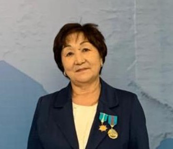 ۇستازدارعا ايرىقشا قولداۋ