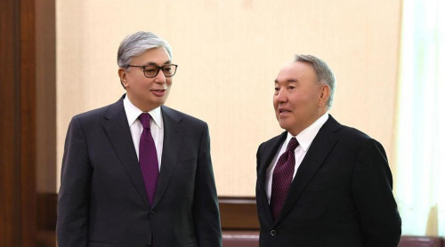 «ەشتەڭە ىستەمەگەن ادام عانا قاتەلەسپەيدى». توقاەۆ نازارباەۆ ءداۋىرىنىڭ كەمشىلىكتەرى تۋرالى ايتتى