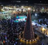 قوناەۆتا جاڭا جىلدىق بەزەندىرۋگە جۇمسالعان قاراجات تەكسەرىلەدى