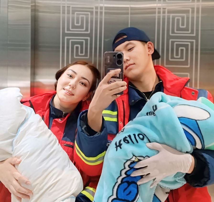 ۇيدە دۇنيەگە كەلگەن ەگىز