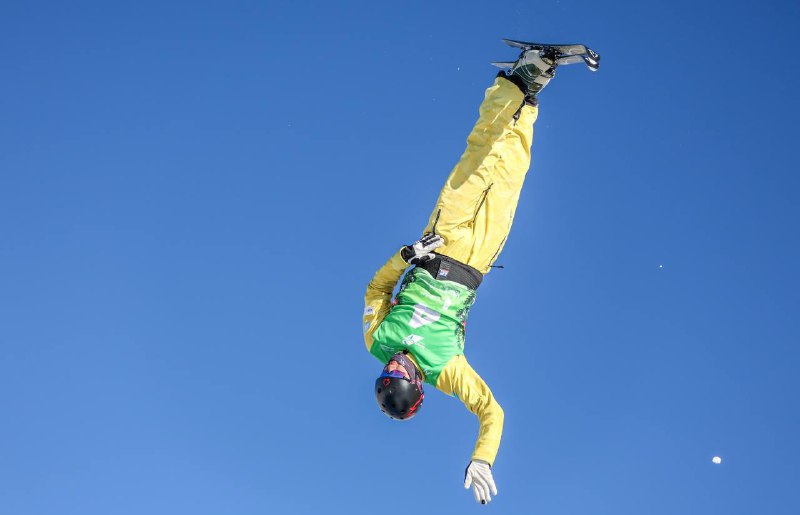 دىنمۇحاممەد رايىمقۇل فريستايل-اكروباتيكادان العاشقى الەم چەمپيونى اتاندى