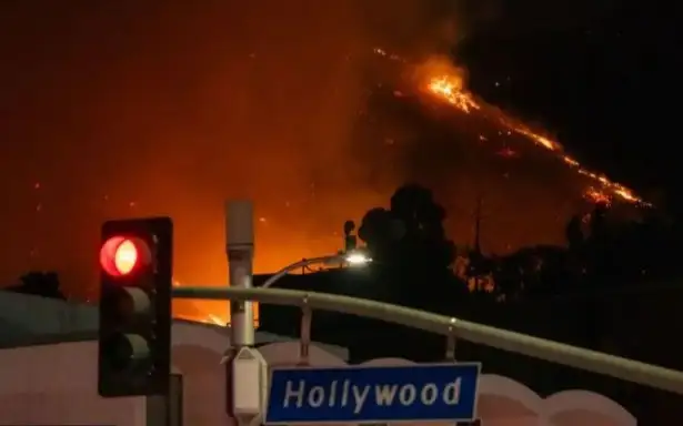 اقش-تاعى ءورت: كاليفورنيادا 73 قازاق ستۋدەنتى ءبىلىم الىپ جاتىر