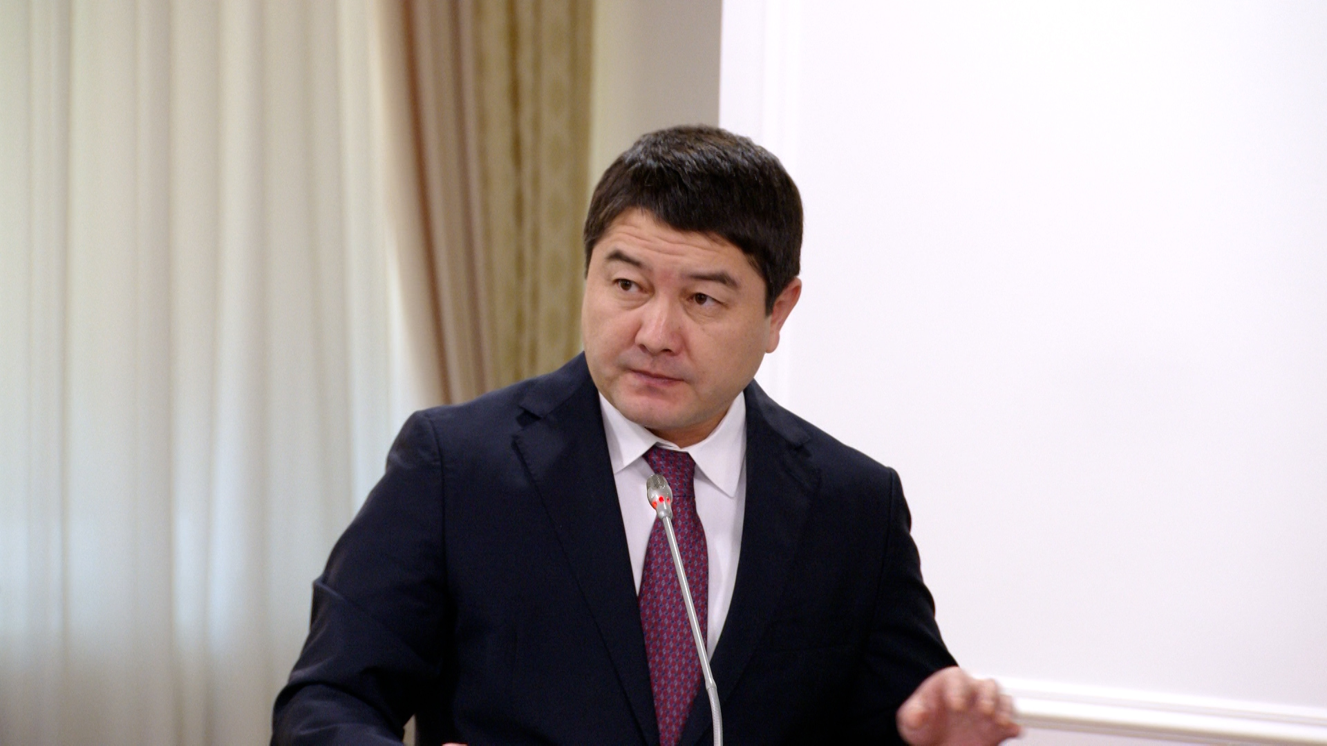 جوسپار بەكىتىلىپ, جۇمىس باستالدى