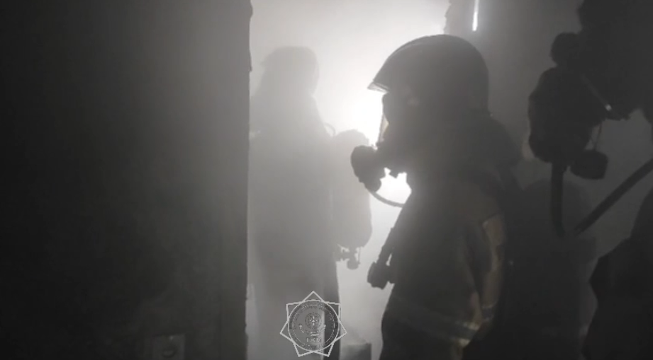 ساران قالاسىنداعى تۇرعىن ۇيلەردىڭ بىرىندەگى پاتەردەن ءورت شىقتى