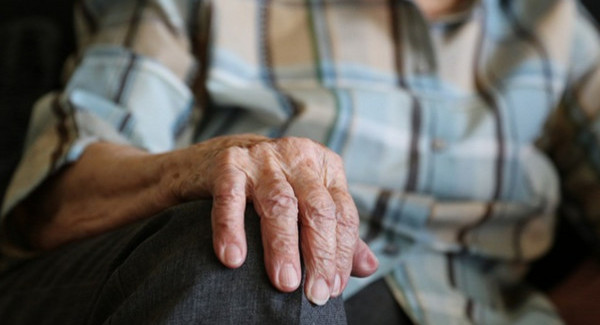 پاۆلوداردا پانسيونات قىزمەتكەرلەرى زەينەتكەرلەردى ازاپتاعان