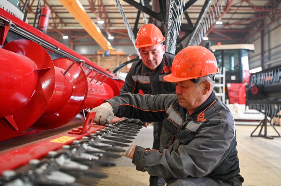 جۇمىسكەر قۇقىن قورعايتىن قادام