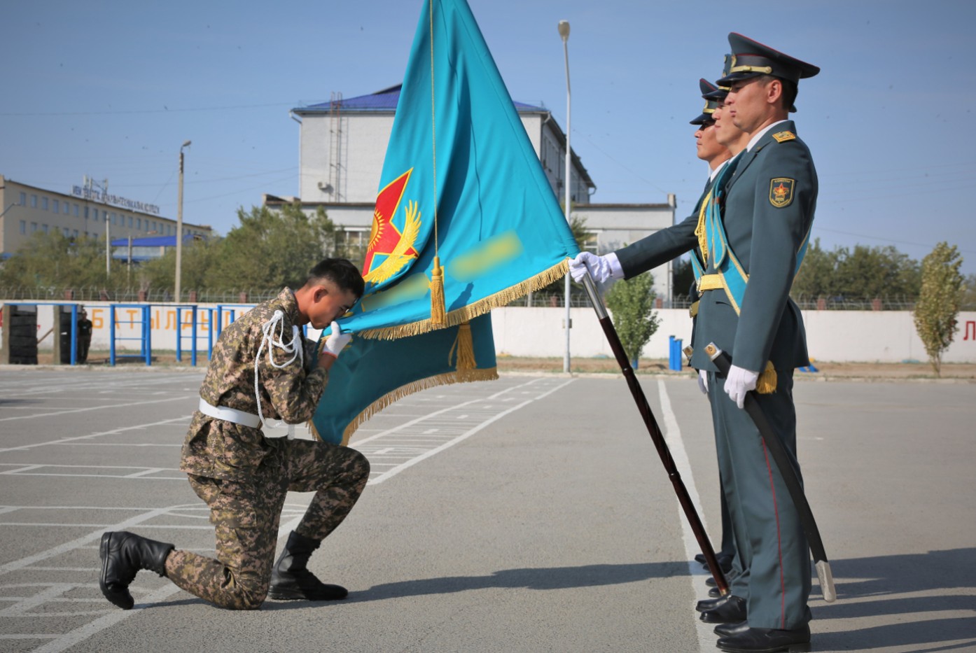 اسكەر –  ءومىر مەكتەبى