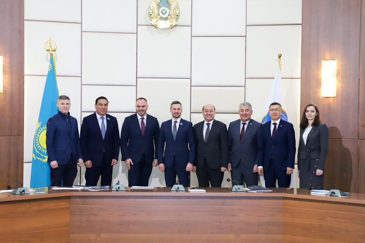 جومارت جاندار 1 ملرد تەڭگەدەن اسا كومەك كورسەتتى