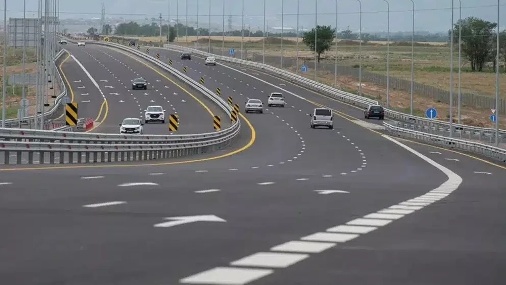 الماتىنىڭ جەتپىس مىڭ تۇرعىنى جول يگىلىگىن كورەدى