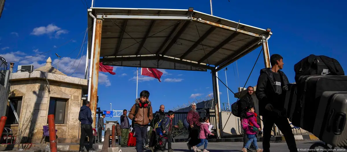 سيريالىق بوسقىندار ەلىنە ورالىپ جاتىر - بۇۇ