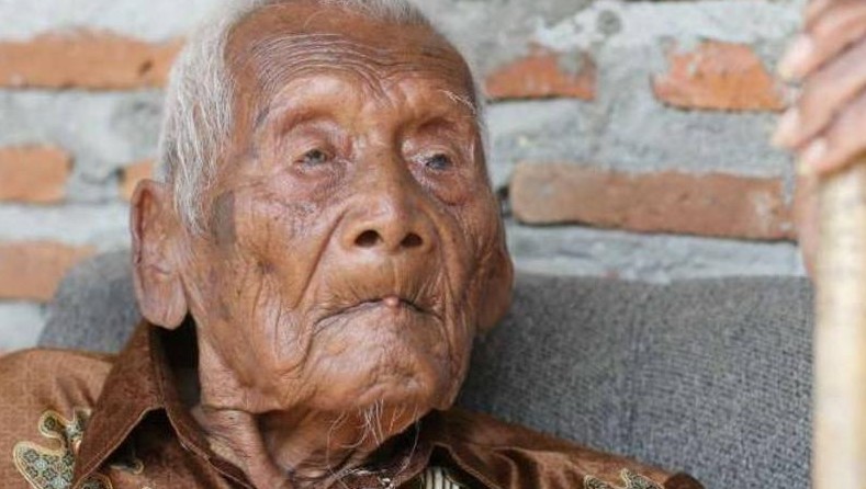 يندونەزيالىق قاريا 145 جاسقا كەلگەنىن ايتادى