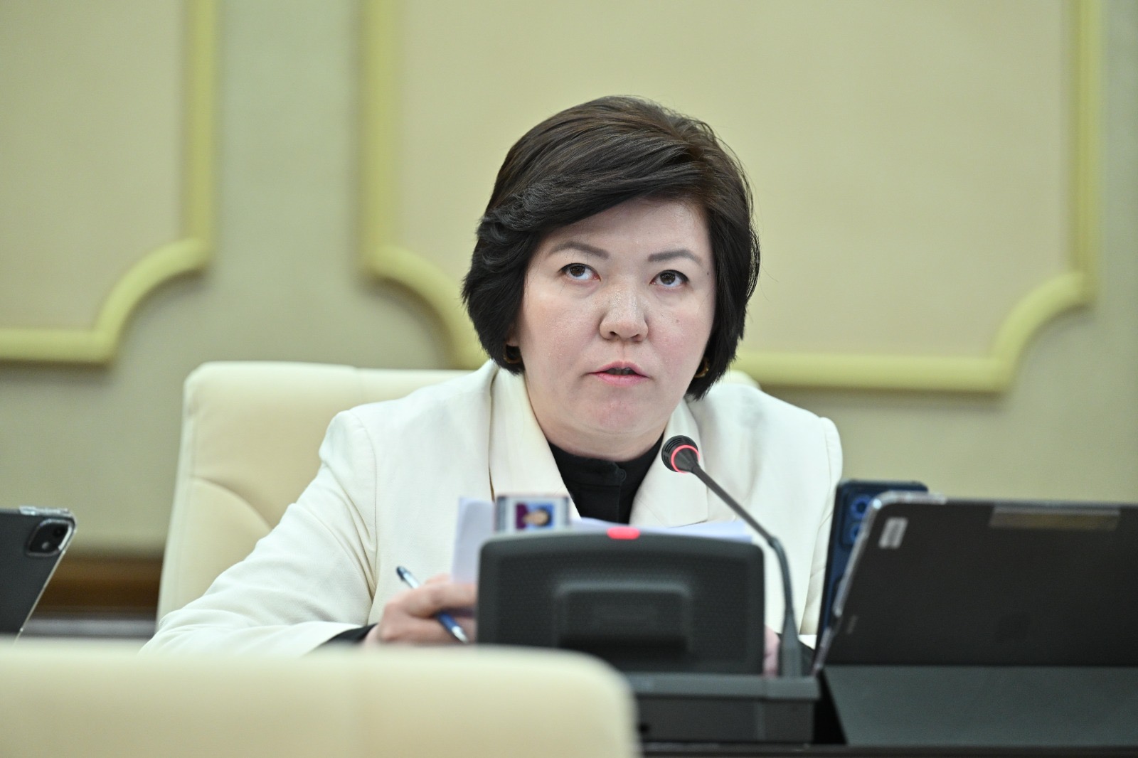 بالالاردى مەكتەپتەن باستاپ كاسىپكە باۋلۋ كەرەك – دەپۋتات