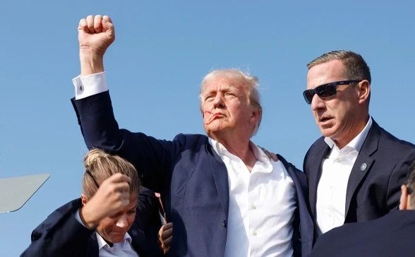 ترامپ ءوزىن قۇتقارعان كۇزەتشىنى لاۋازىمدى قىزمەتكە تاعايىندادى