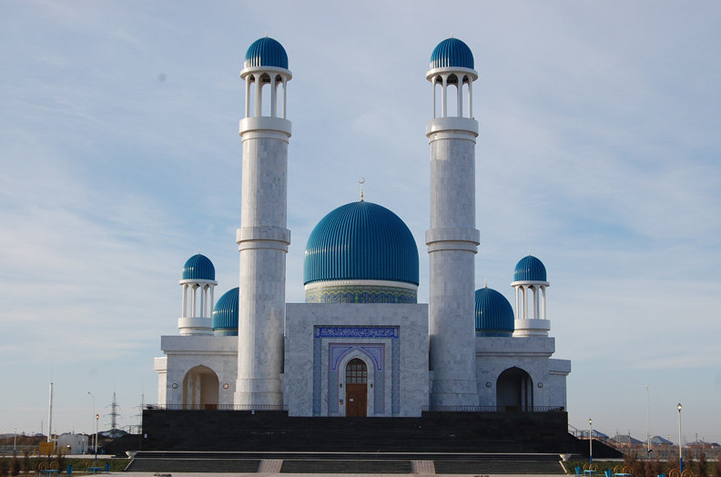 ەلىمىزدەگى مەشىتتەرگە الاش قايراتكەرلەرىنىڭ ەسىمى بەرىلەدى