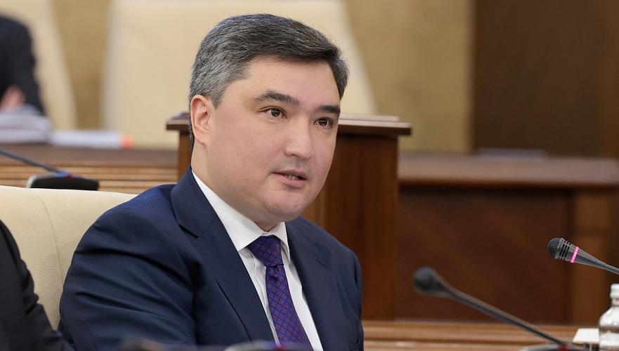 بەكتەنوۆ ەكونوميكالىق كورسەتكىشى تومەن وبلىستاردى اتادى