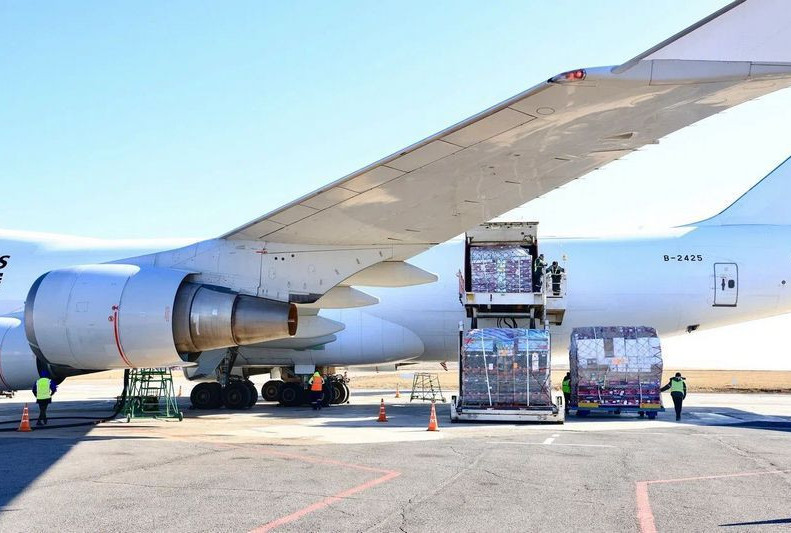 پرەزيدەنت باسەكەگە قابىلەتتى حالىقارالىق اۋە حابىن قۇرۋدى مىندەتتەدى