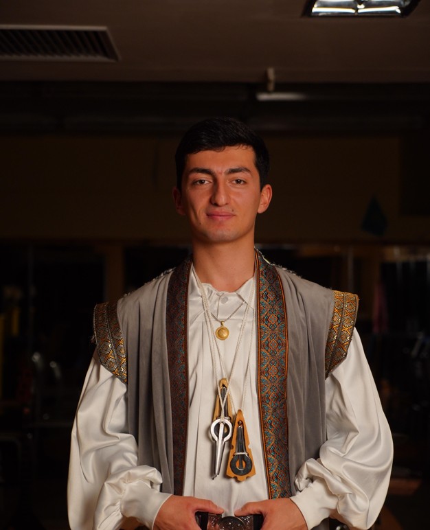 تالانتى اتاجۇرتتا تانىلدى