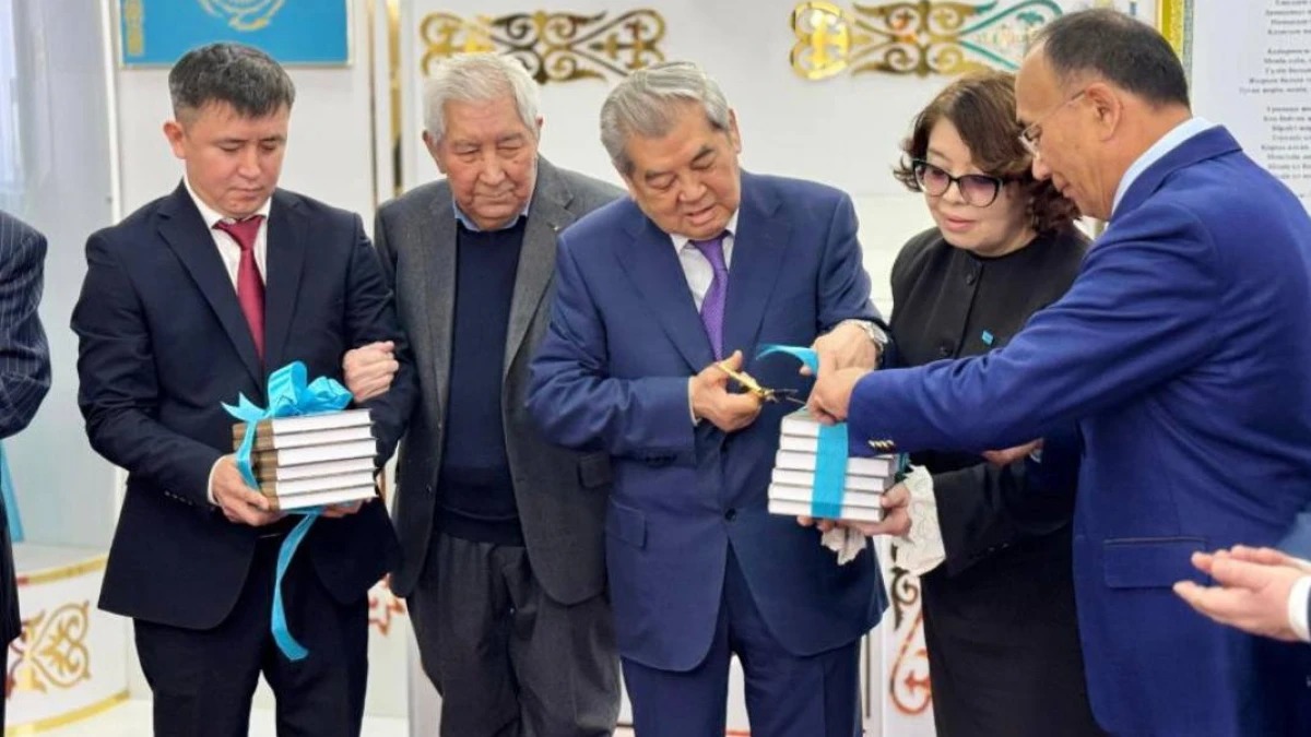 مىرزاتاي جولداسبەكوۆتىڭ جاڭا كىتابىنىڭ تۇساۋكەسەرى ءوتتى