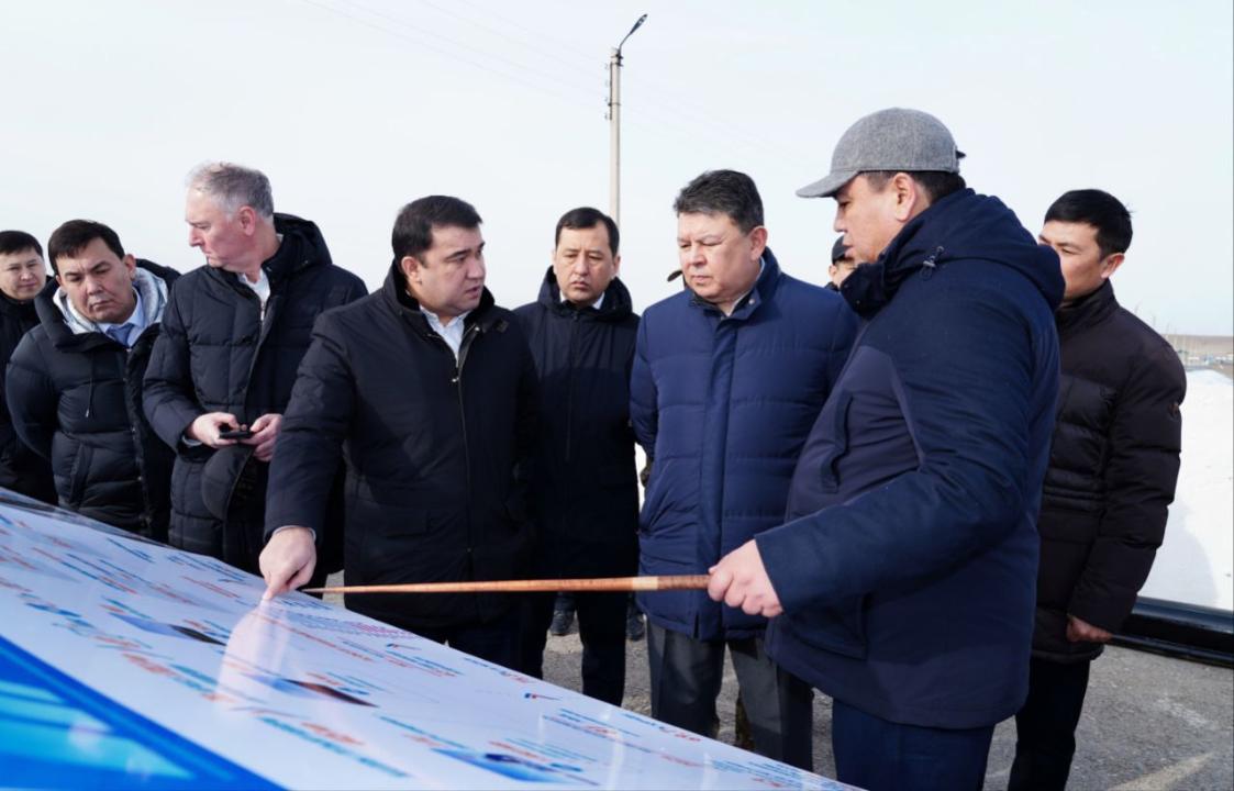 قانات بوزىمباەۆ  «قوسقورعان» سۋ قويماسىنىڭ جاعدايىمەن تانىستى