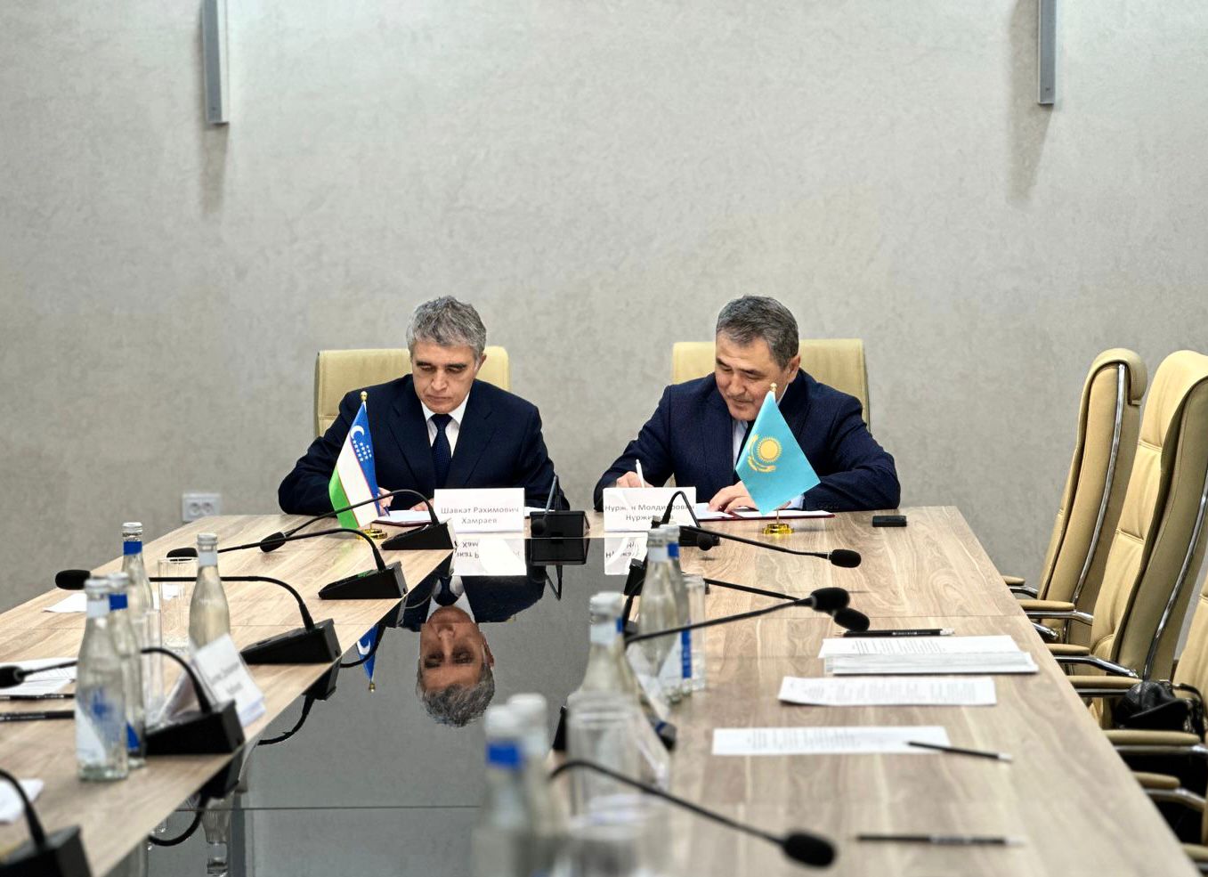 بيىل وزبەكستاننان 16 ملرد تەكشە مەتر سۋ كەلەدى