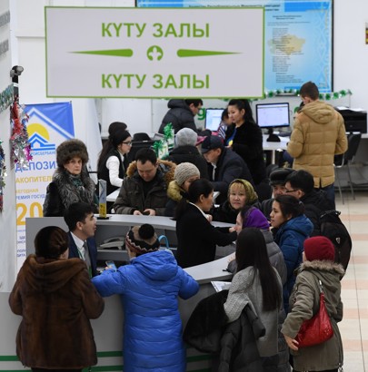 كەزەك كۇتۋ: كەلەڭسىزدىك قالاي شەشىلەدى؟