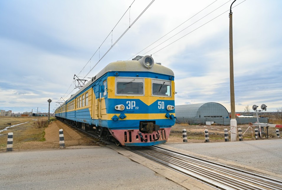 قتج: سالا ەڭسەسىن تىكتەي مە؟