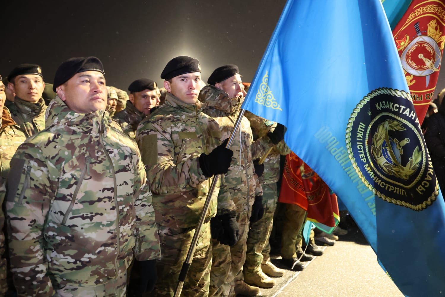 قازاقستاندىق ارنايى جاساقتاردىڭ كوماندالارى حالىقارالىق جارىستان ەلگە ورالدى