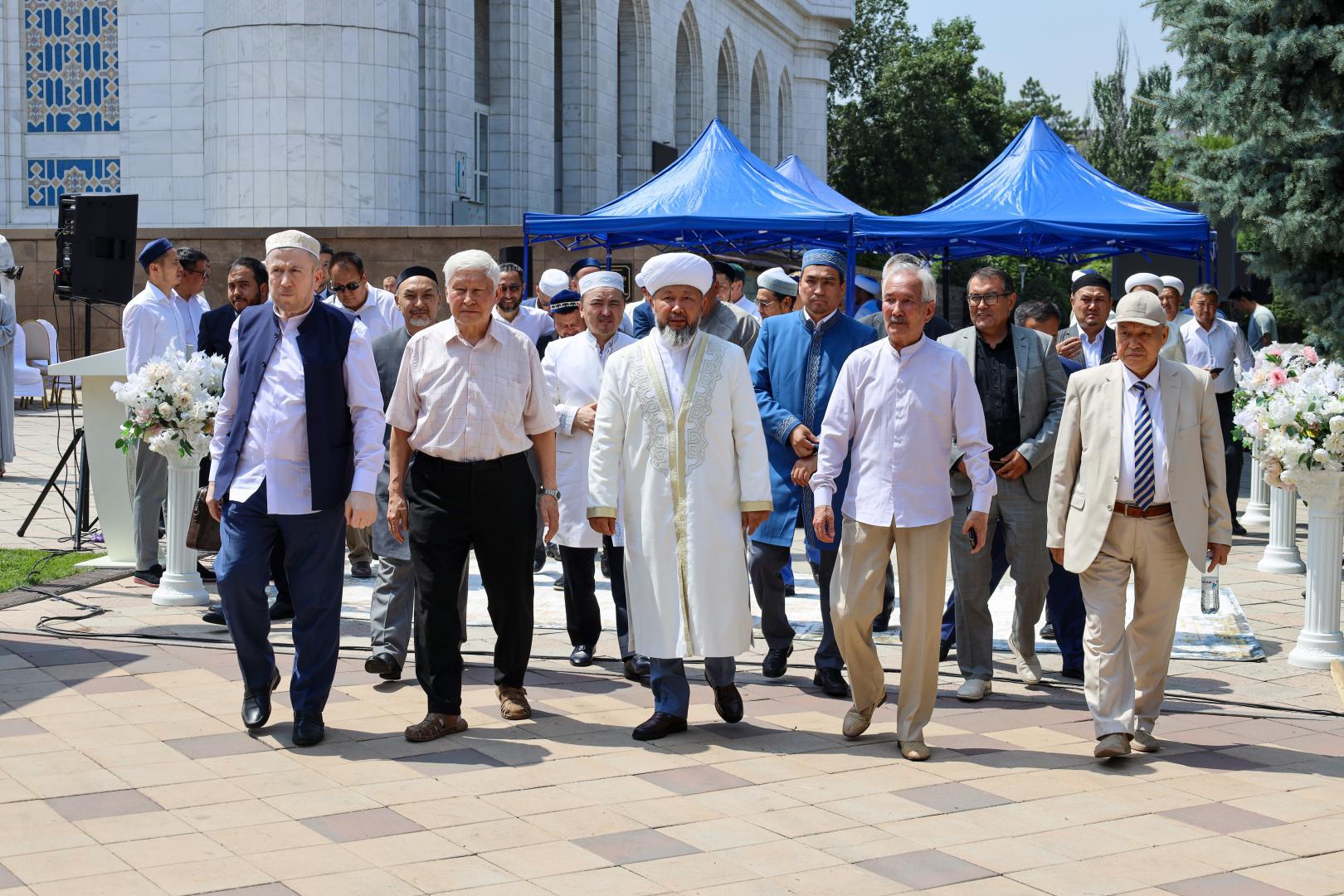 رۋحاني مۇرات جانە وتباسى قۇندىلىعى