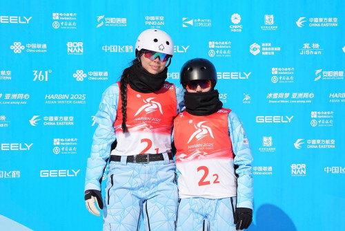 قازاقستان قۇراماسى فريستايل-اكروباتيكادان «قولاعا» قول جەتكىزدى